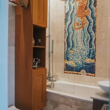 Apartman In The Heart Of